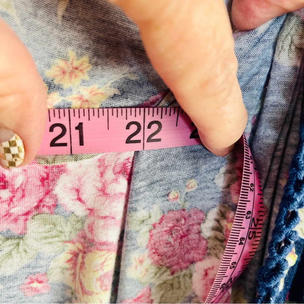 BEYOVE Blue Floral Print Open Front cover up tunic - Picture 10 of 12